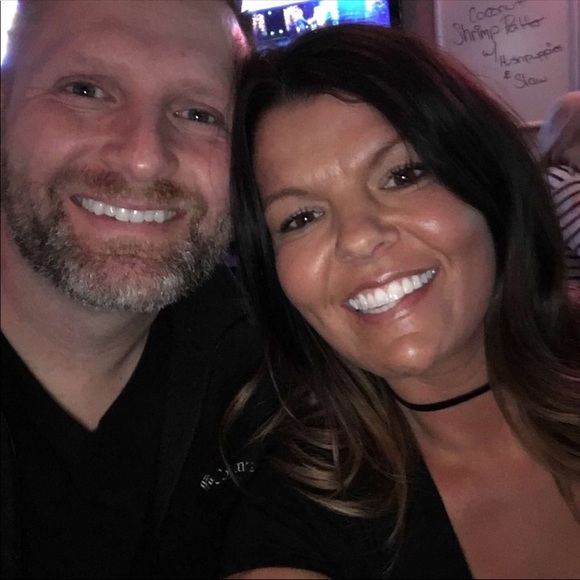 Meet your Posher, Roxann - Picture 4 of 5